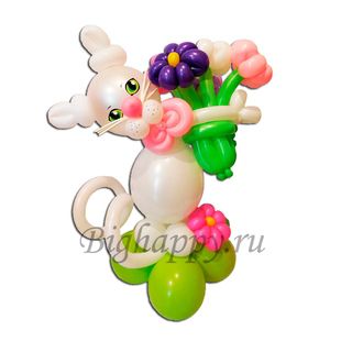 Кошка с букетом цветов из шаров на 8 марта фото