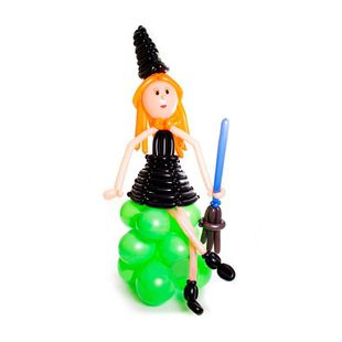 Модная ведьмочка из шаров на Хеллоуин фото