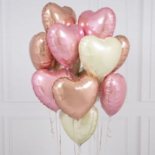 Букет фольгированных розовых и золотых шариков-сердечек фото