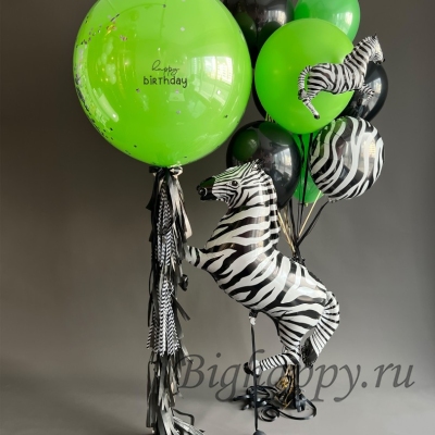 Композиция из шаров на День рождения с зебрами фото
