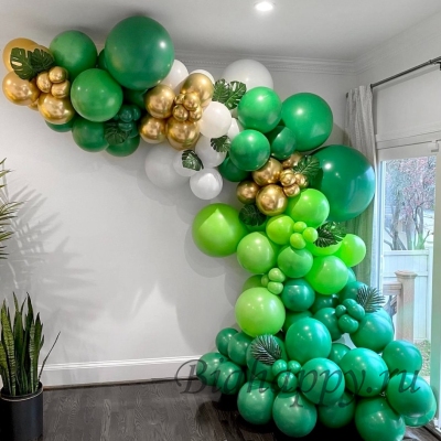 Зеленая гирлянда из шаров в стиле Джунгли