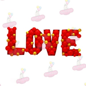 Надпись LOVE из шариков на 14 февраля фото