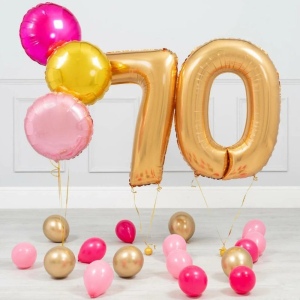 Шары-цифры на 70-летие, 3 круглых шара и 15 латексных, золотые для женщины фото