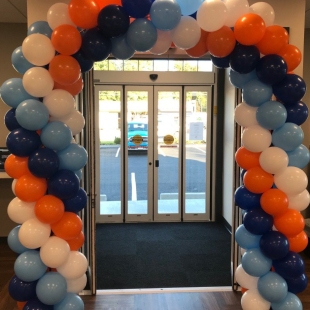 Арка из шаров для телепроекта фото