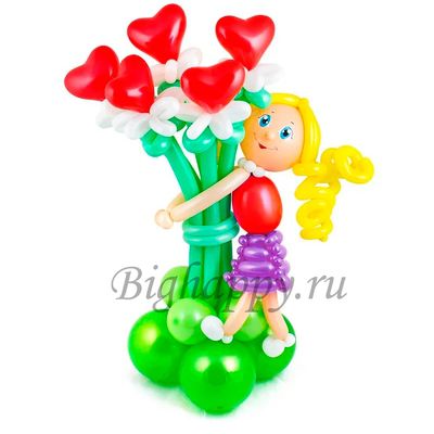 Девочка из шаров с 5 цветочками в руках