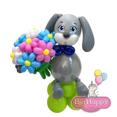 Фигура из воздушных шаров Зайчик  Мальчик с букетом цветов