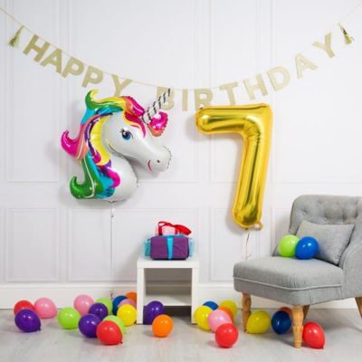 Композиция из шаров на День рождения 7 лет с единорогом