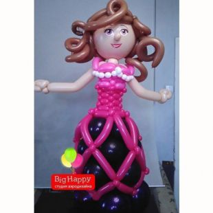 Фигура девушки из воздушных шаров в пышном платье фото