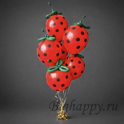 Букет из гелиевых шаров "Клубнички" фото