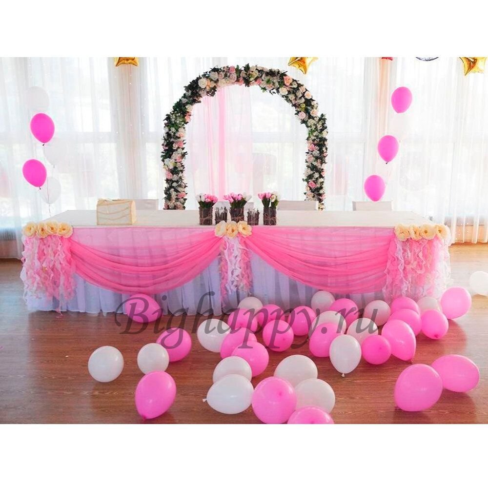 Белые и розовые воздушные шары на пол