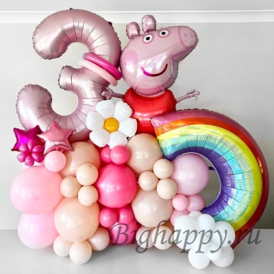 Свинка Пеппа на большом основании из шаров с цифрой и радугой фото