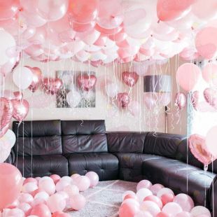 Украшение комнаты шарами &quot;Розовый бум&quot; фото