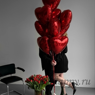 Фонтан любви из фольгированных сердец фото