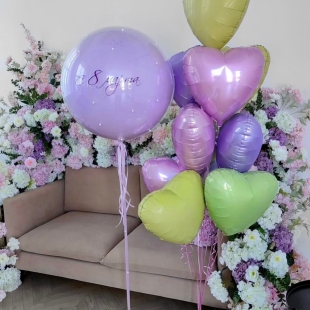 Композиция из шаров «Сердца на 8 Марта» фото