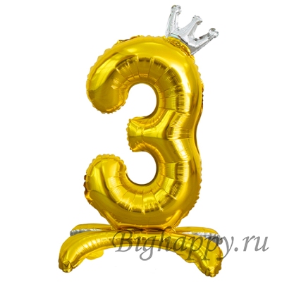 Золотые цифры от 0 до 9 с серебристой короной на подставках