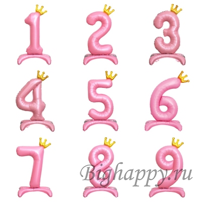 Розовый шары-цифры с золотой короной на подставках фото