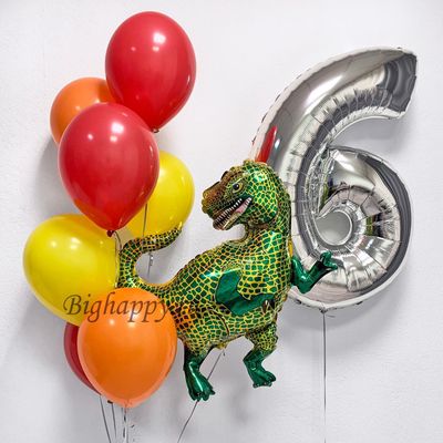 Композиция из воздушных шаров В мире динозавров на День рождения