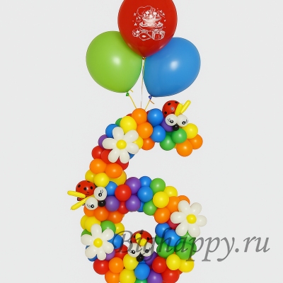 Цифра из воздушных шариков с божьими коровками и цветами фото