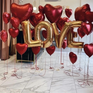 Набор воздушных шаров "Love" фото