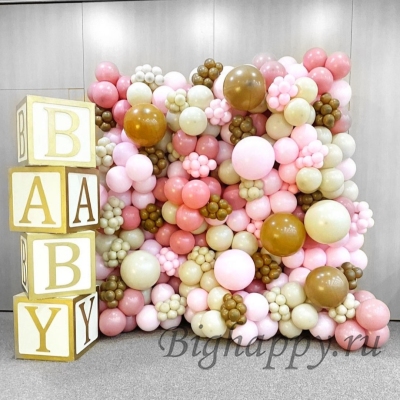 Фотозона – стена из шаров и кубиков «Baby» фото