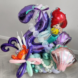 Композиции из воздушных шаров с цифрой «Русалочка Ариэль» фото
