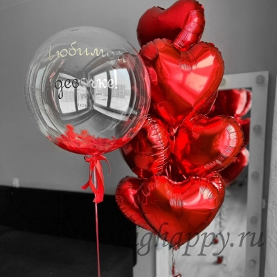 Прозрачный бабл-шар с красными перьями внутри и связка из 9 красных фольгированных сердец фото