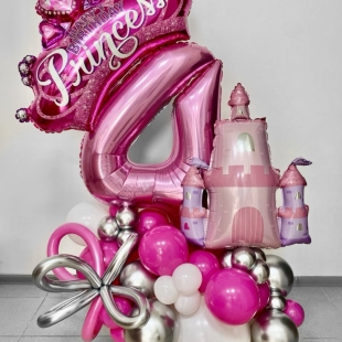 Композиция из воздушных шаров &laquo;Замок Принцессы&raquo; фото